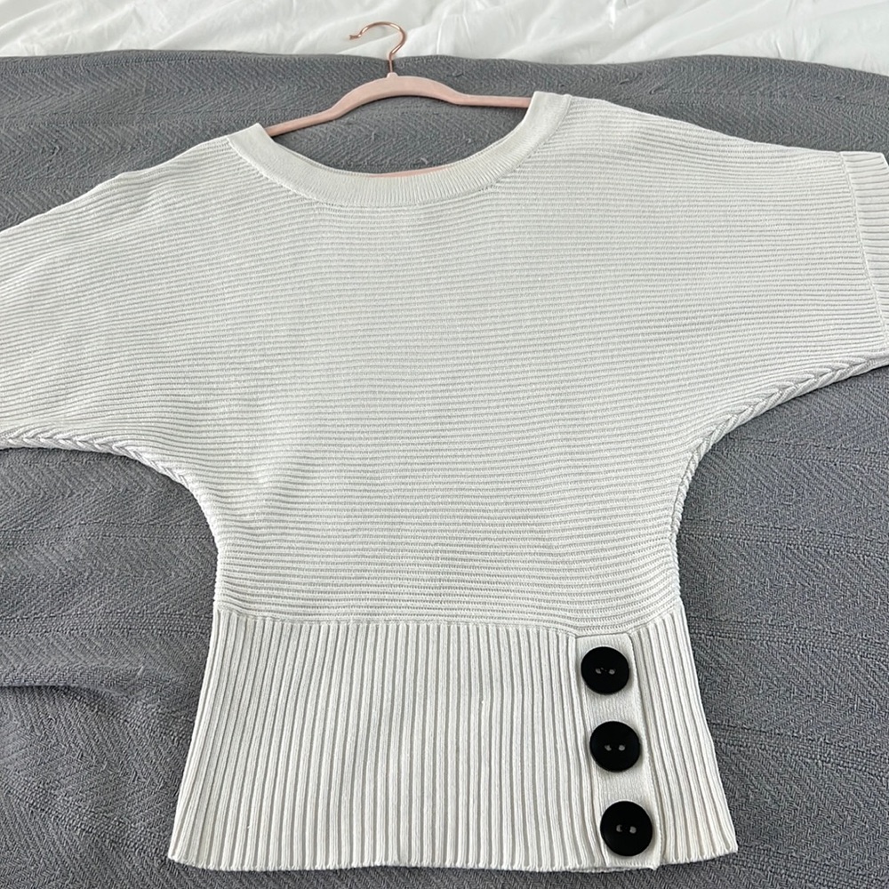 White House Black Market Summer sweater